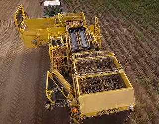 Новий картоплезбиральний комбайн від ROPA продемонструють у дії в Україні